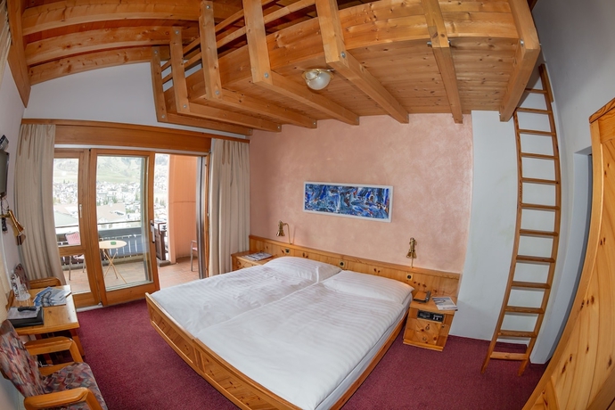 Imagen de la habitación del Hotel T3 Mira Val. Foto 14