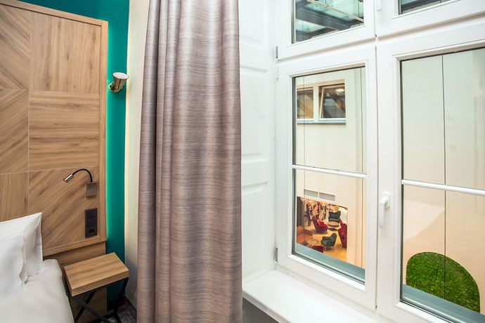 Imagen de la habitación del Hotel T62. Foto 5