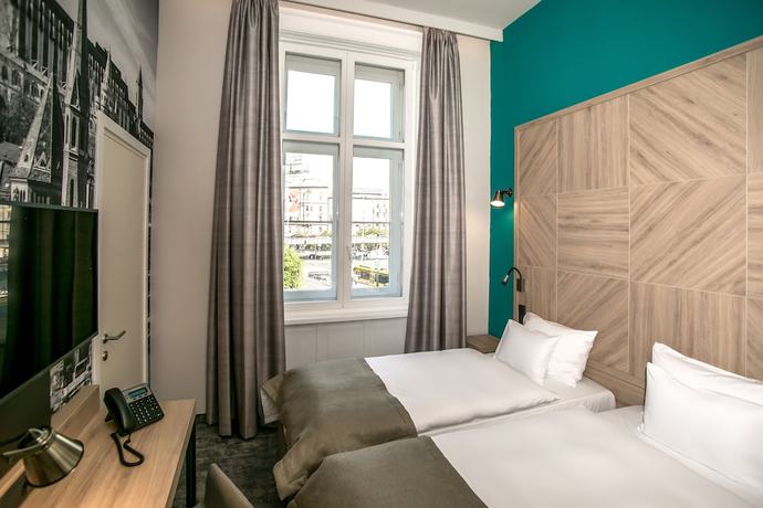 Imagen de la habitación del Hotel T62. Foto 18