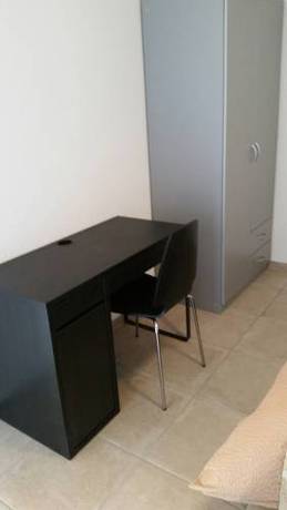 Imagen de la habitación del Hotel T8. Foto 6
