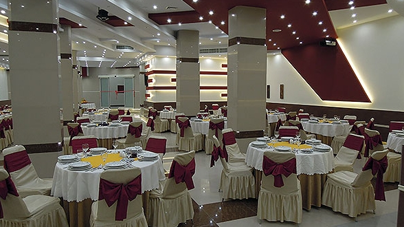 Imagen del bar/restaurante del Hotel TABRIZ INTERNATIONAL. Foto 3