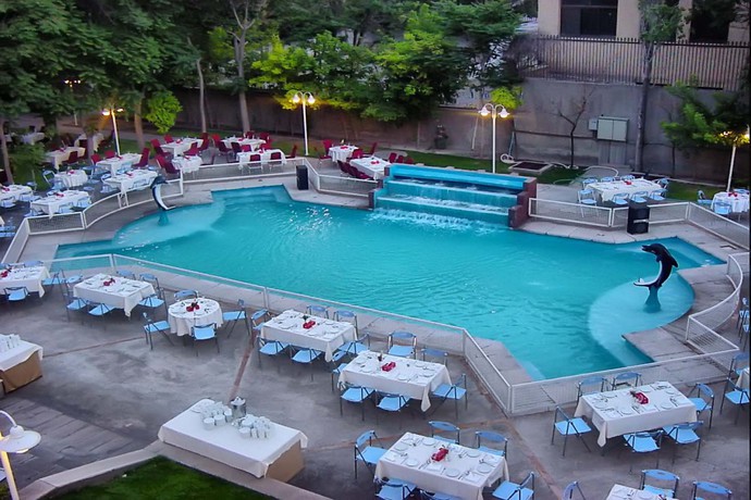 Imagen de la piscina del Hotel TABRIZ INTERNATIONAL. Foto 15