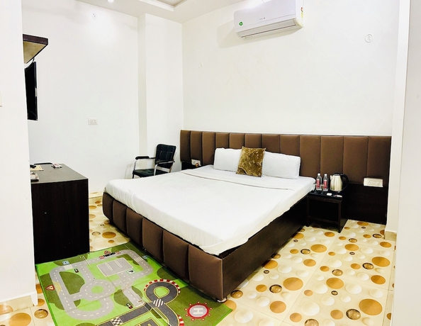 Imagen de la habitación del Hotel TAJ 3 STAR HOTEL. Foto 10