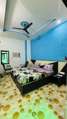 Imagen de la habitación del Hotel TAJ 3 STAR HOTEL. Foto 12