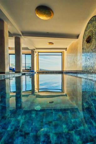 Imagen de la piscina del Hotel TAJ CHEFCHAOUEN Luxury and Spa. Foto 15