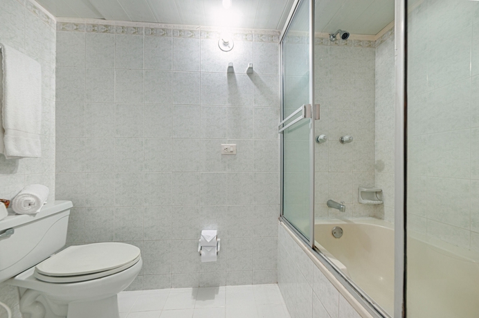 Imagen de la habitación del Hotel TAMA Granada Real Cali. Foto 8