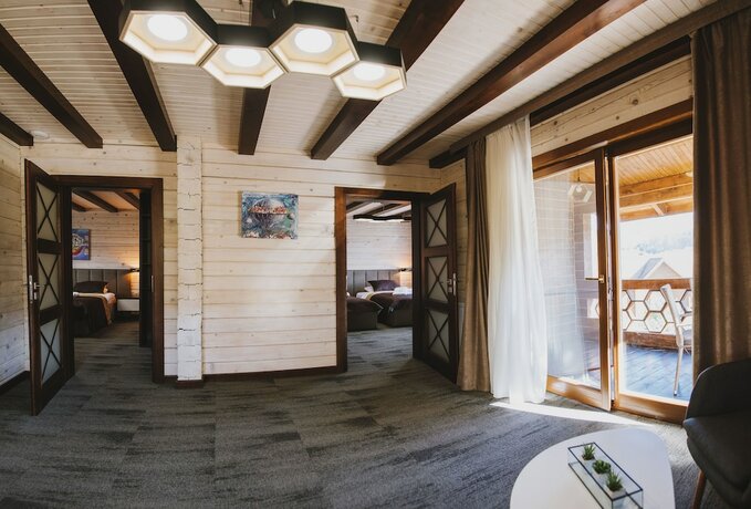 Imagen general del Hotel TAOR Karpaty. Foto 11