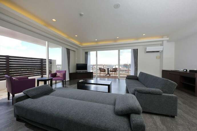 Imagen general del Hotel TATAMI NO YADO Chatan Mihama. Foto 7