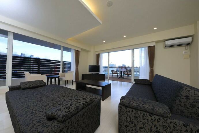 Imagen general del Hotel TATAMI NO YADO Chatan Mihama. Foto 9