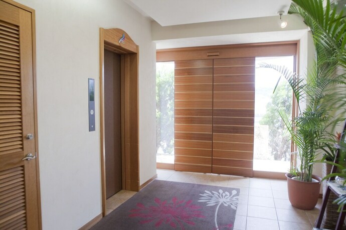 Imagen de los interiores del Hotel TATAMI NO YADO Chatan Mihama. Foto 40