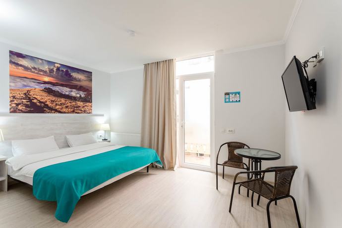 Imagen de la habitación del Hotel TATO. Foto 5