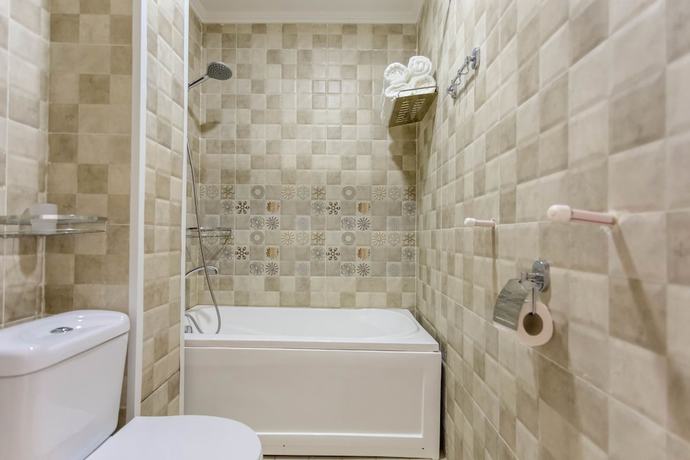Imagen de la habitación del Hotel TATO. Foto 9