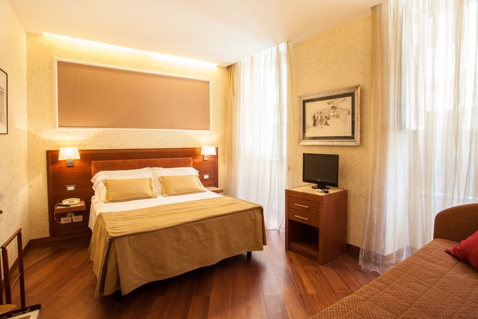 Imagen de la habitación del Hotel TB Place Roma. Foto 9