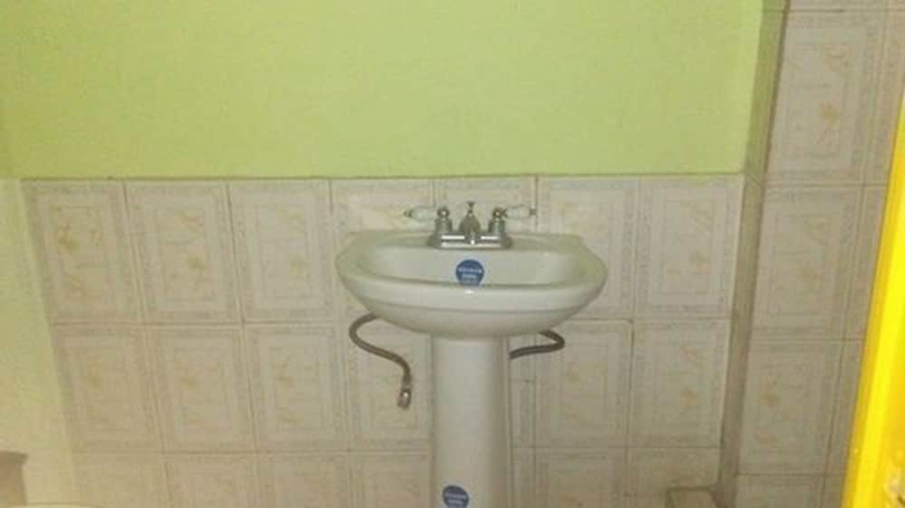 Imagen de la habitación del Hotel T-CA Guest House and Resto. Foto 14