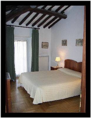 Imagen general del Hotel TEATRO DI POMPEO. Foto 10