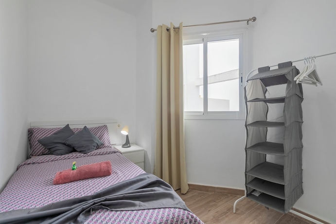 Imagen de la habitación del Hotel TENERIFE URBAN ROOMS. Foto 3