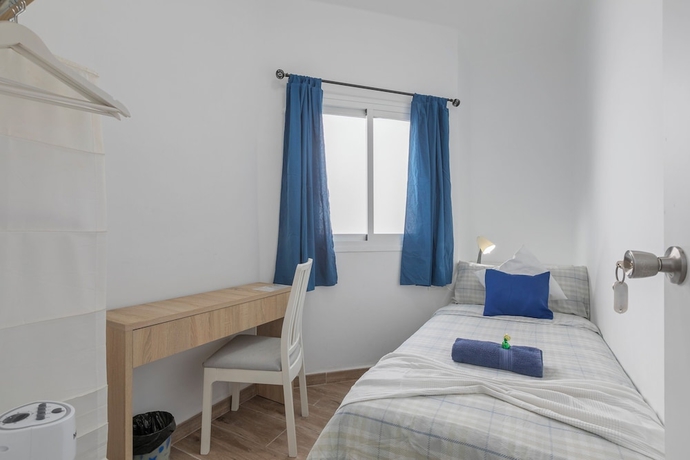 Imagen de la habitación del Hotel TENERIFE URBAN ROOMS. Foto 4