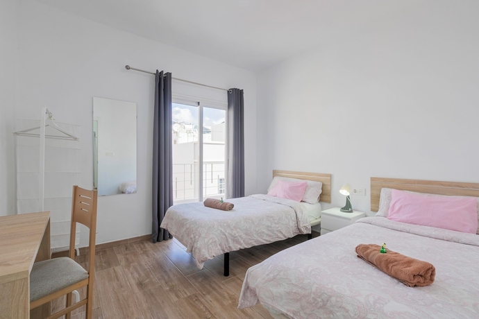 Imagen de la habitación del Hotel TENERIFE URBAN ROOMS. Foto 6