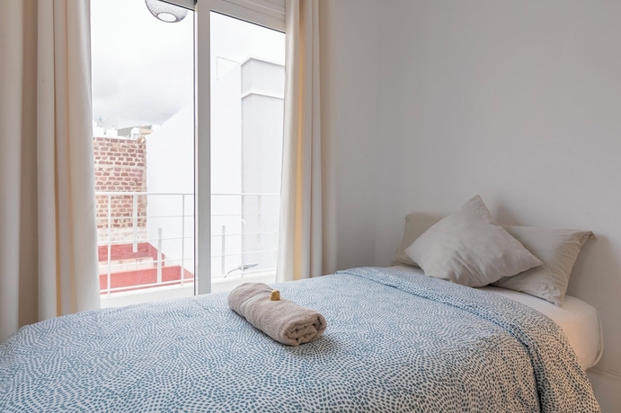 Imagen de la habitación del Hotel TENERIFE URBAN ROOMS. Foto 11