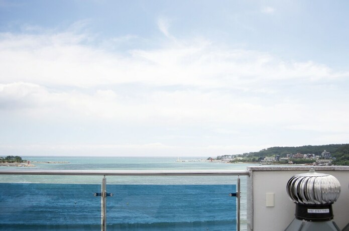 Imagen de los exteriores del Hotel TERRACE, Ilgwang-eup. Foto 36