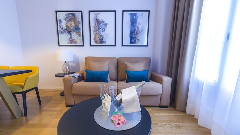 Imagen de la habitación del Hotel TGH Gran Vía Apartments. Foto 9