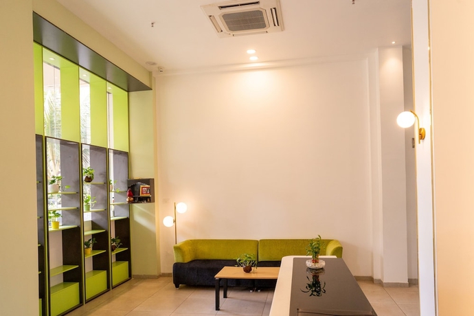 Imagen de los interiores del Hotel TGI Ameya Grand. Foto 12
