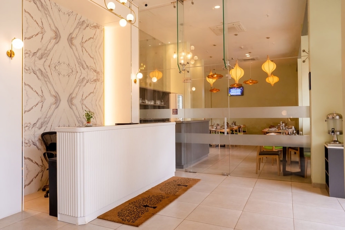 Imagen de los interiores del Hotel TGI Ameya Grand. Foto 15