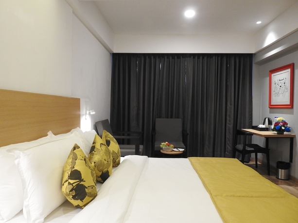 Imagen de la habitación del Hotel TGI Ameya Grand. Foto 8