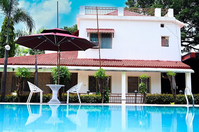 Imagen de la piscina del Hotel TGI Insignia Resort and Villa\'s. Foto 18