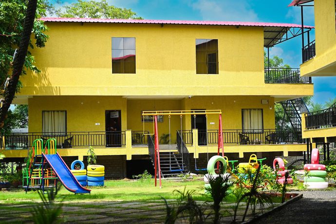 Imagen de los exteriores del Hotel TGI Insignia Resort and Villa\'s. Foto 12