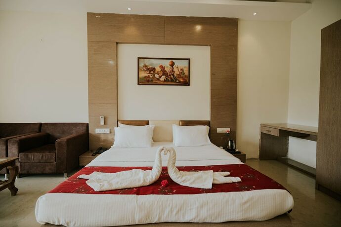 Imagen de la habitación del Hotel TGI Jahaj Mahal Resort. Foto 20