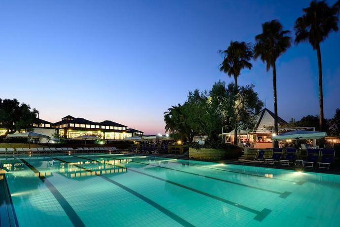 Imagen de la piscina del Hotel TH Capo Rizzuto - Asyla Resort. Foto 15