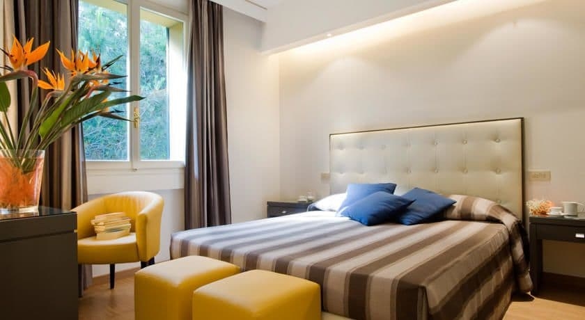 Imagen de la habitación del Hotel TH Lacona. Foto 8