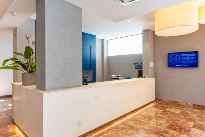 Imagen de los interiores del Hotel THB San Fermin. Foto 9