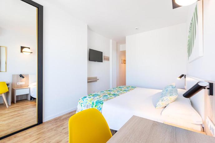 Imagen de la habitación del Hotel THB San Fermin. Foto 5