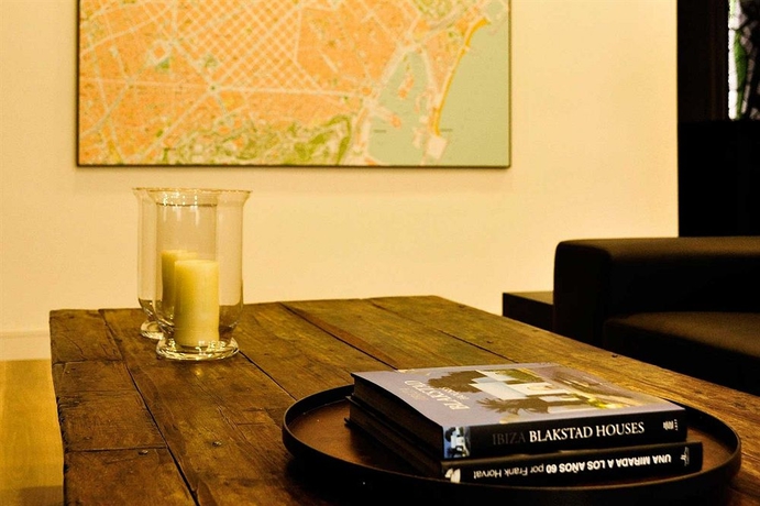 Imagen de los interiores del Hotel THE 8 Boutique B and B. Foto 14