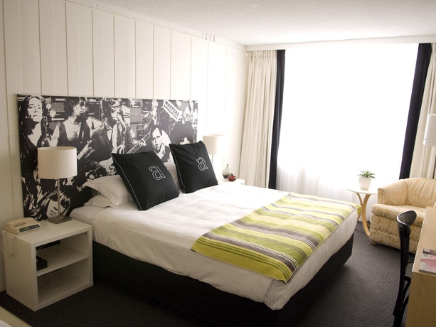 Imagen de la habitación del Hotel THE ALBANY. Foto 7
