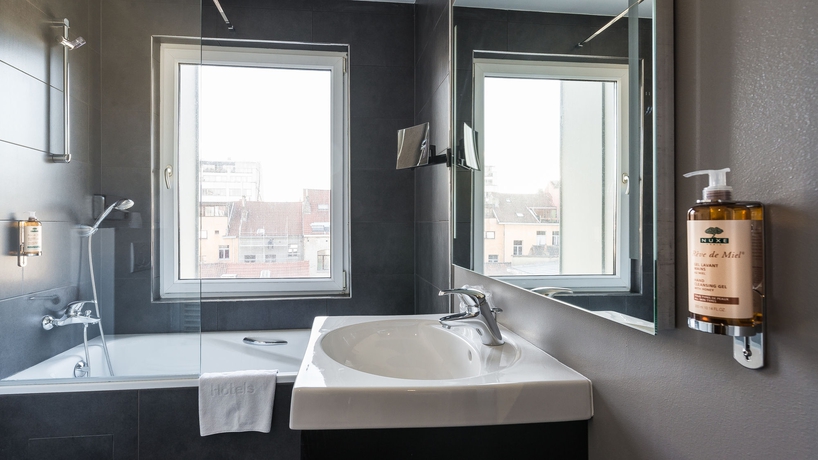 Imagen de la habitación del Hotel THE AUGUSTIN. Foto 5