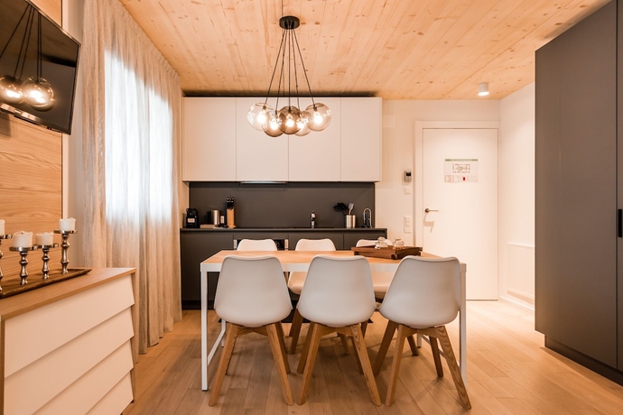 Imagen de la habitación del Hotel THE BASE, Andermatt. Foto 10