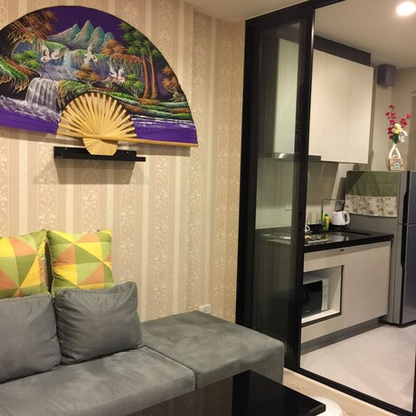 Imagen de la habitación del Hotel THE BASE Central Pattaya by UL. Foto 27