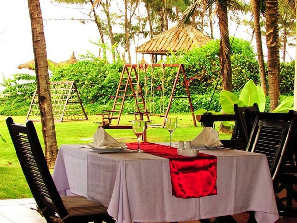 Imagen del bar/restaurante del Hotel THE BEACH RESORT. Foto 4