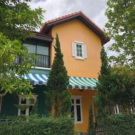 Imagen de los interiores del Hotel THE COLOR RESORT AMPHAWA. Foto 9