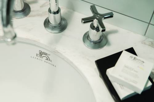 Imagen de la habitación del Hotel THE EVELYN. Foto 2