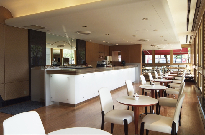 Imagen del bar/restaurante del Hotel THE GLOBAL VIEW Nagasaki. Foto 3