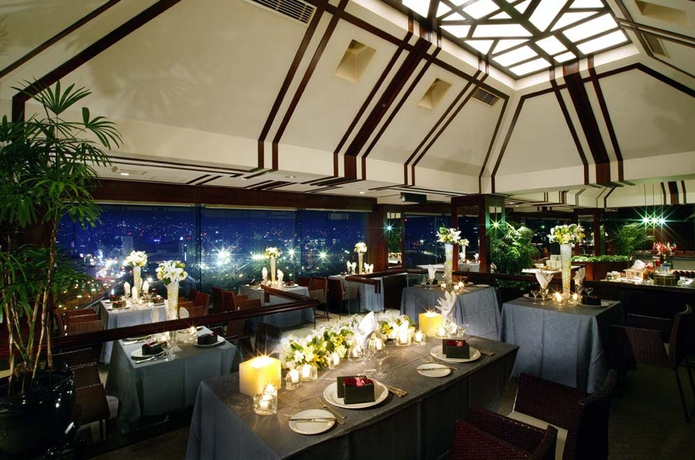 Imagen del bar/restaurante del Hotel THE GLOBAL VIEW Nagasaki. Foto 6