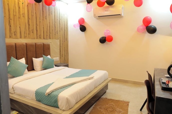 Imagen de la habitación del Hotel THE GRAND LUXURY STAY HOTEL. Foto 2