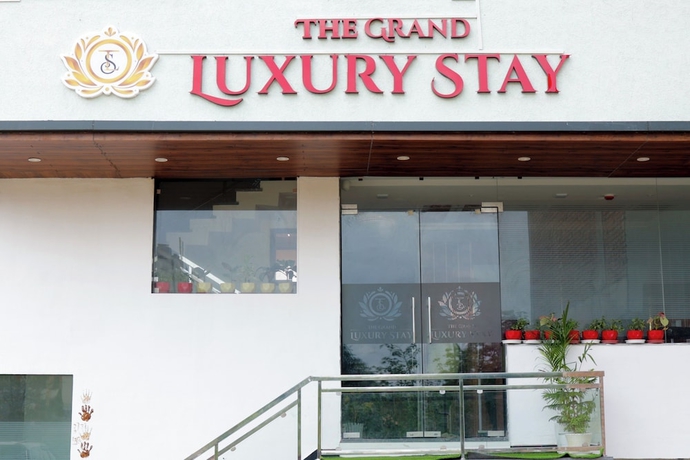 Imagen general del Hotel THE GRAND LUXURY STAY HOTEL. Foto 1