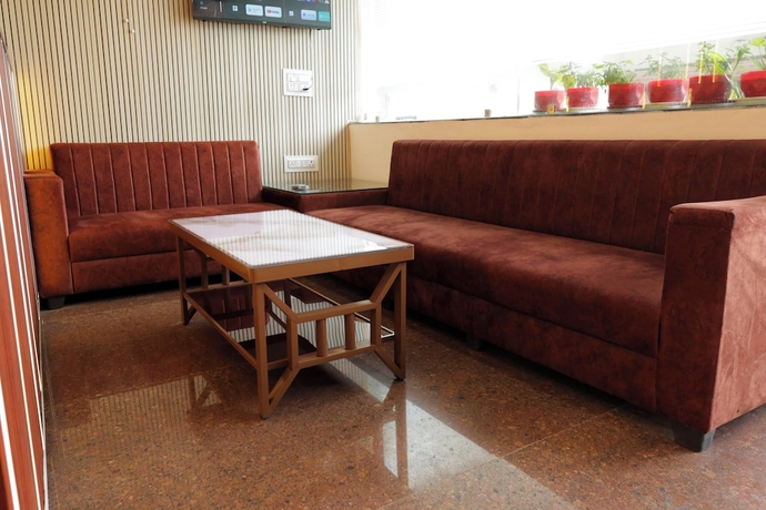Imagen de los interiores del Hotel THE GRAND LUXURY STAY HOTEL. Foto 14