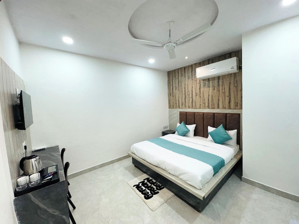 Imagen de la habitación del Hotel THE GRAND LUXURY STAY HOTEL. Foto 9