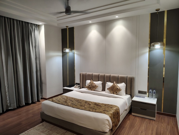 Imagen de la habitación del Hotel THE HOLY AWADH HOTEL. Foto 9
